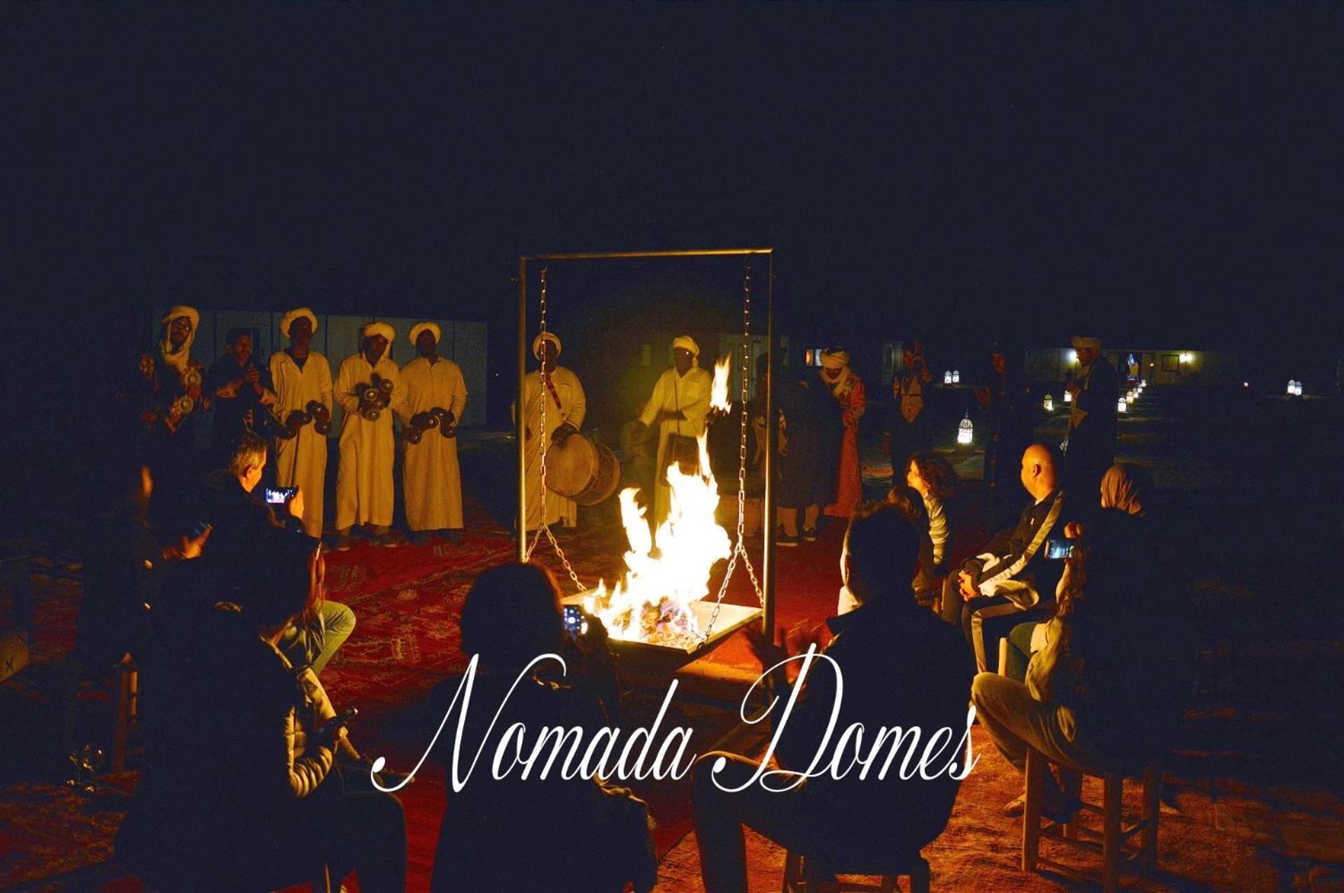 Отель Nomada Domes Camp With Airco Мерзуга Экстерьер фото